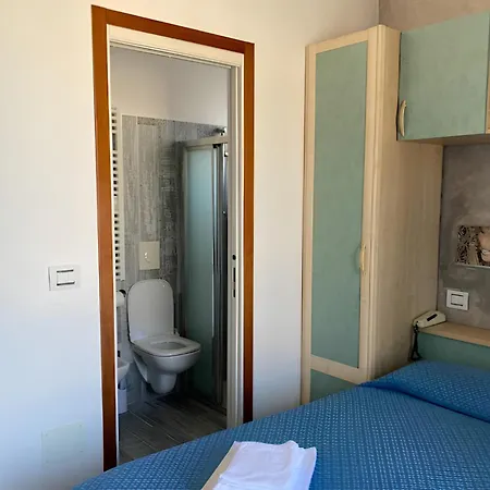 Dolores Otel 3*