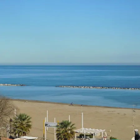 Dolores Hotel 3*