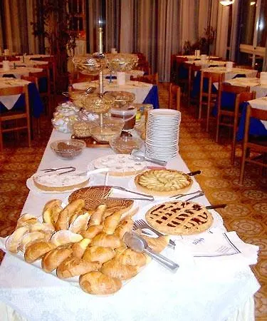 Dolores Hotel Rímini